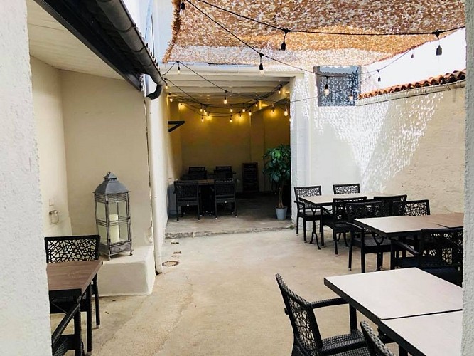 41725370-2188147761425580-4894733374075174912-n