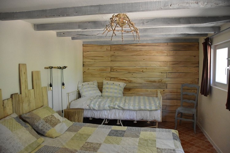Bournel_Ferme de Bourgade-Chambre 1 ( 3 pers)