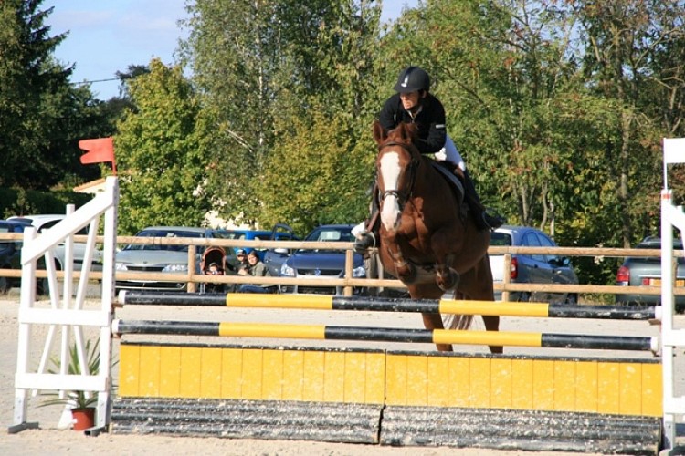 Le_Centre_équestre_(quartier_Villabé)