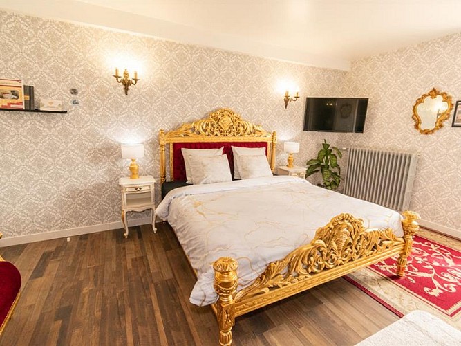 French Royal Room / Puttelange-aux-Lacs