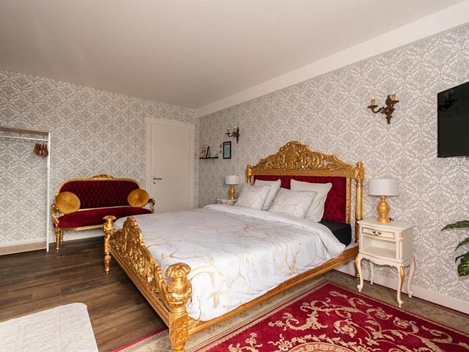 French Royal Room / Puttelange-aux-Lacs