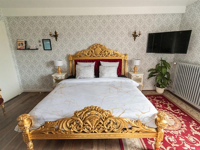 French Royal Room / Puttelange-aux-Lacs