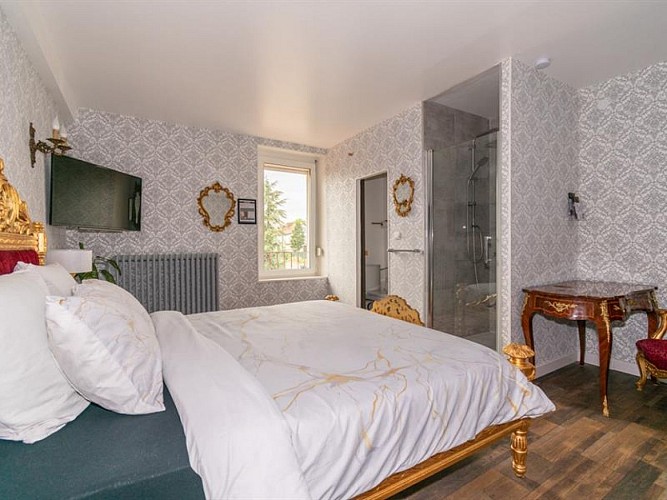 French Royal Room / Puttelange-aux-Lacs