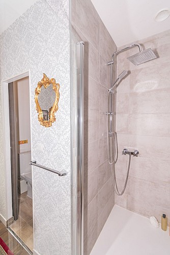 French Royal Room / Puttelange-aux-Lacs