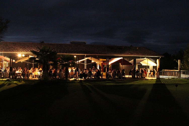 Restaurant Barbaste Terrasses du Golf-Extérieur