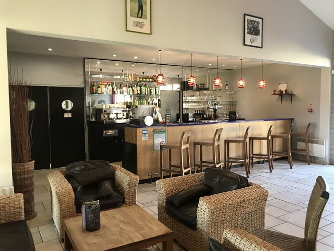 Restaurant-du-golf-de-Barbaste-3