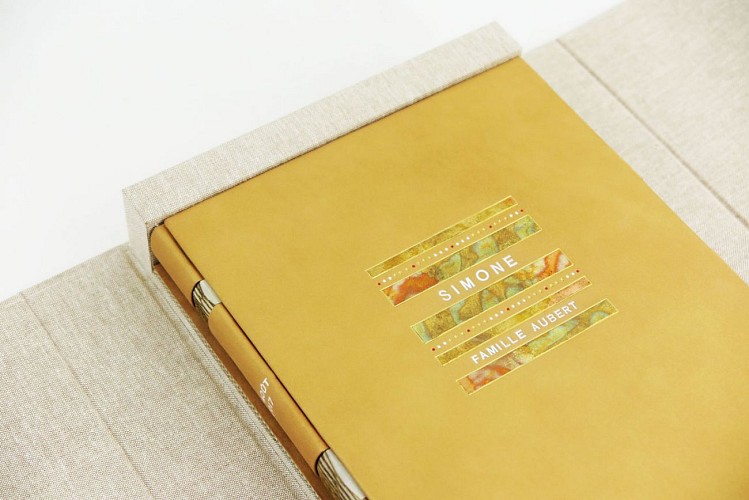 Album photo réalisé par Camille Aubert ('L'Arbre à Pages', Reliure d'Art à Nancy)