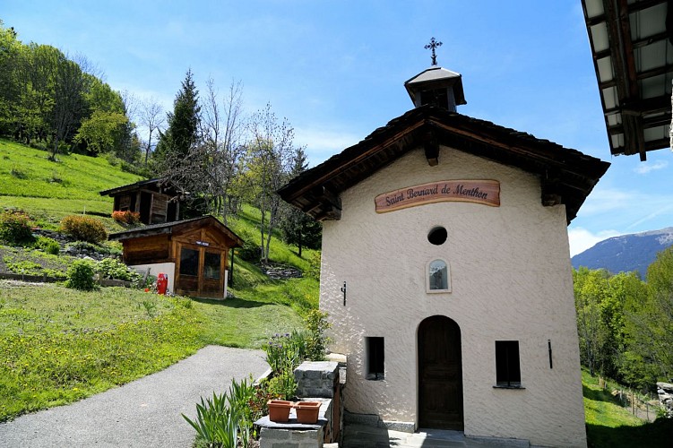 Le Hameau de la Jairaz et sa chapelle