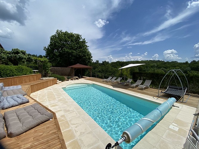 piscine extérieure veyrinas 43 nov 23