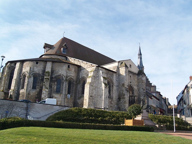 Église Sainte-Croix