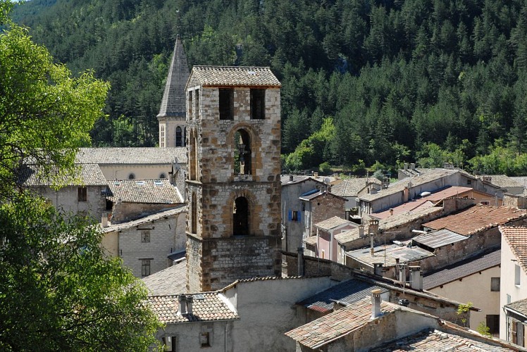 St Victor's Church