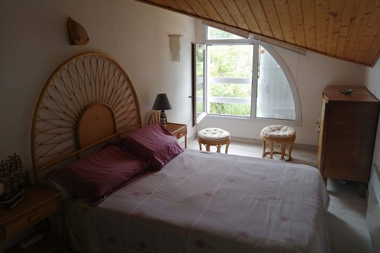 MAISON DE VACANCES DANS RÉSIDENCE AVEC PISCINE À LA TRANCHE SUR MER