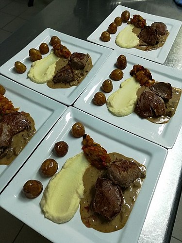 Restaurant - La Bonne Source