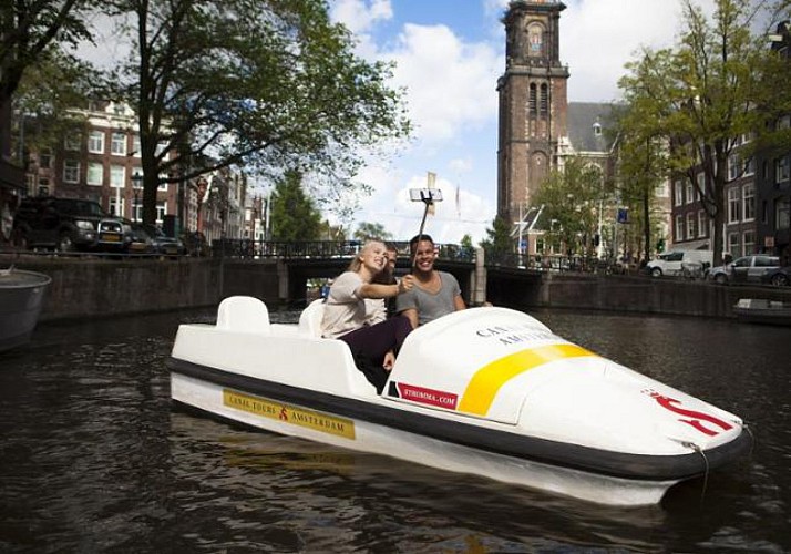 Pedal Boat rental in Amsterdam - 1h or 1h30