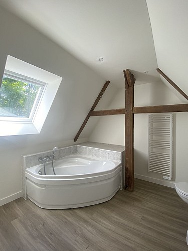 Gîte le petit Dolmen au Château de la Ferrière de Flée