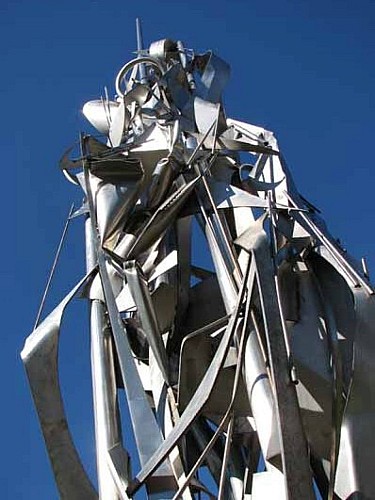Sculpture - La Porte du Soleil