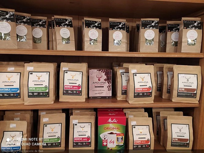 P'tite épicerie de Ben cafés.jpg