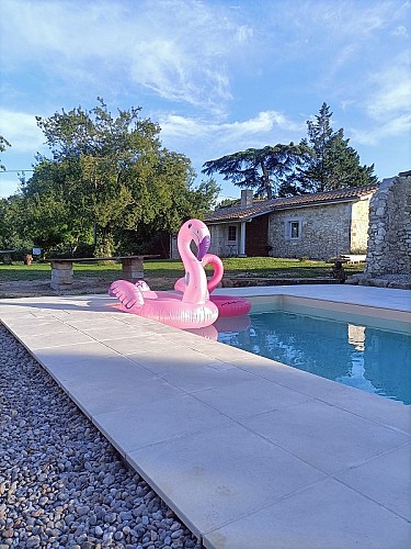 lauzun-gîte arcachon-facade et piscine