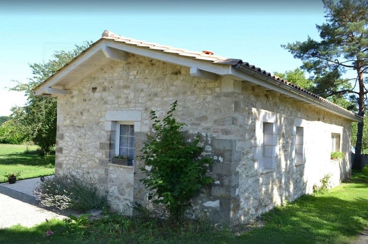 lauzun-gite arcachon-facade-suite