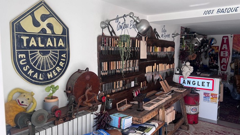 COUTELLERIE-BASQUE-TALAIA-1