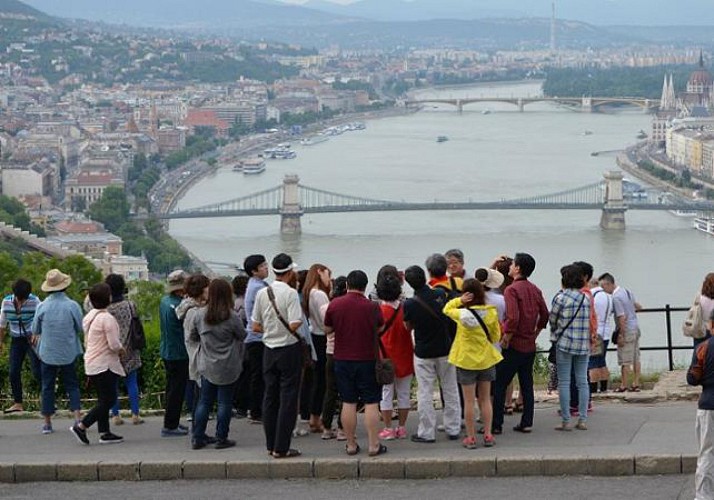 Visite guidée de Budapest à pied et en bus (3h)