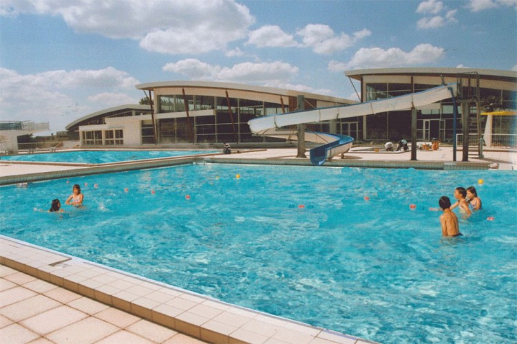 Zwemcomplex l’Aigua bluia in Saint Junien