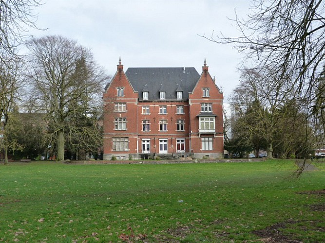 Le parc et le château Desandrouin