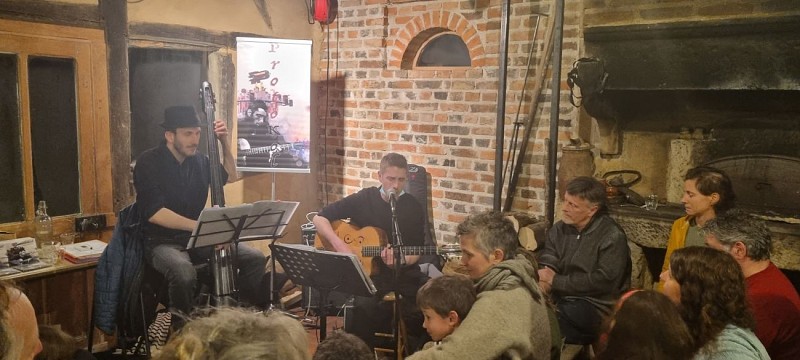 Bar associatif autour du bon pain5