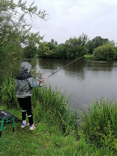 Étang de pêche le Pré du Marais