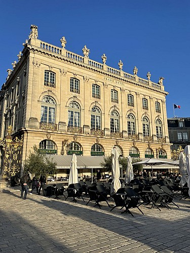 Place Stanislas - le Grand Hôtel de la Reine