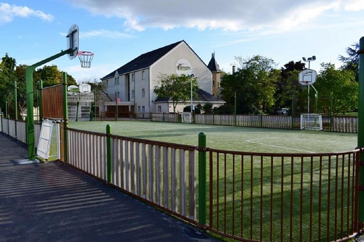 Maison Familiale Rurale La Rousselière