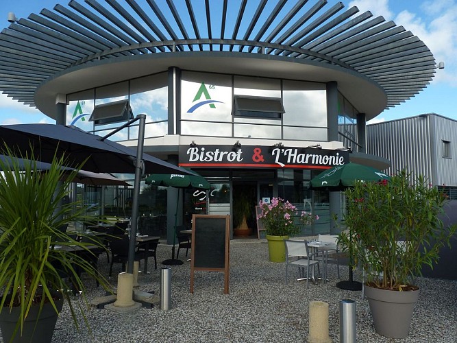 restaurant L'Harmonie Serres-Castet - Tourisme Nord béarn - cph SMT Nord Béarn
