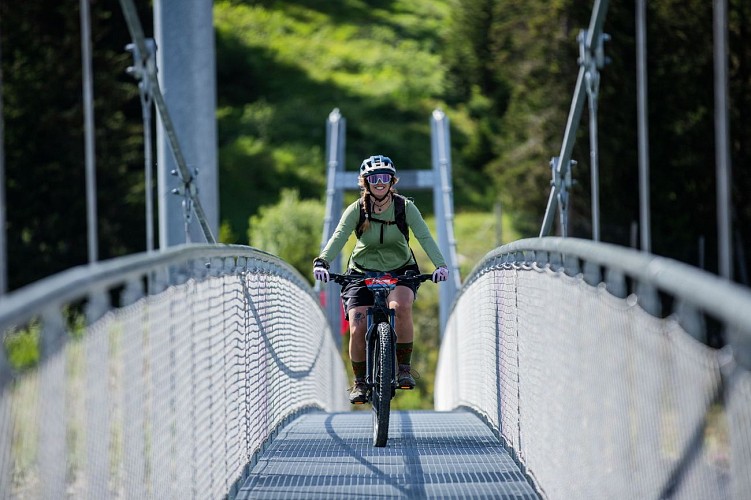 Oxygene E-Mountain Bike School