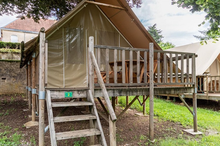 Tente Amazone sur Pilotis_2