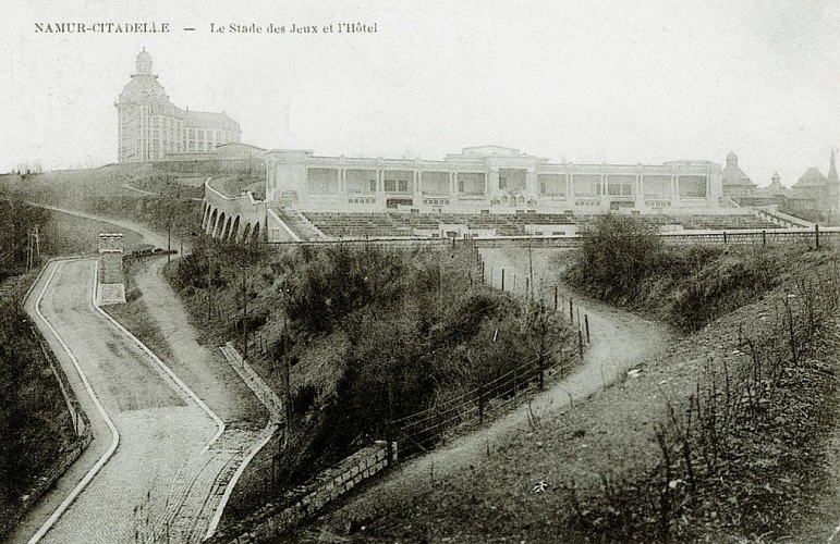Stade des Jeux et l'Hôtel (1915)