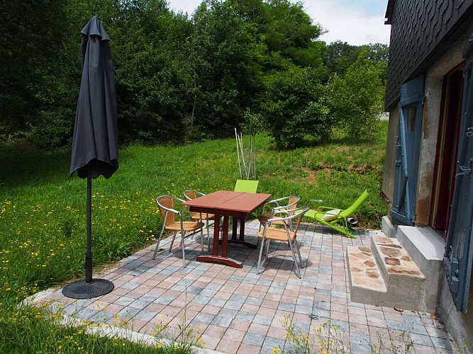 Terrasse avec mobilier de jardin