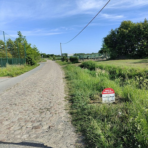 Prendre la voie pavée du Paris-Roubaix