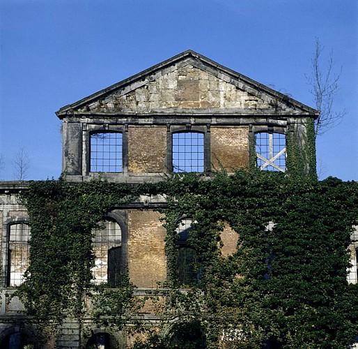 L’ancienne abbaye de Saint-Denis en Brocqueroie 