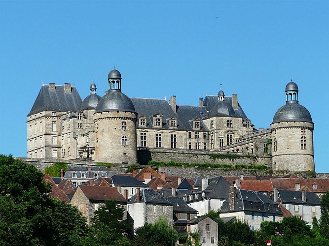Le village de Hautefort