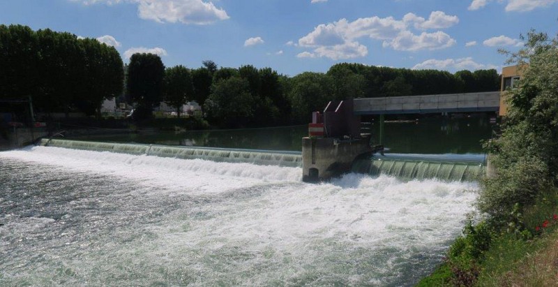 Le barrage de Joinville