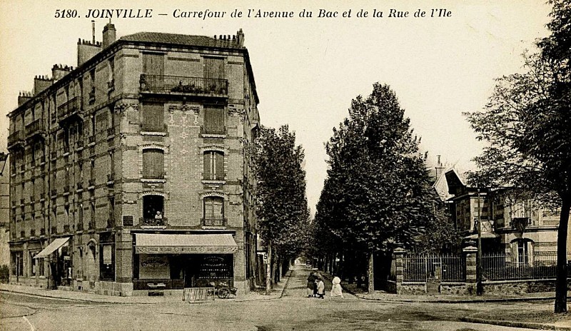 Le rond-point de Polangis et la route de la Brie