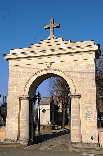 Entree-du-cimetiere-de-l-Ouest