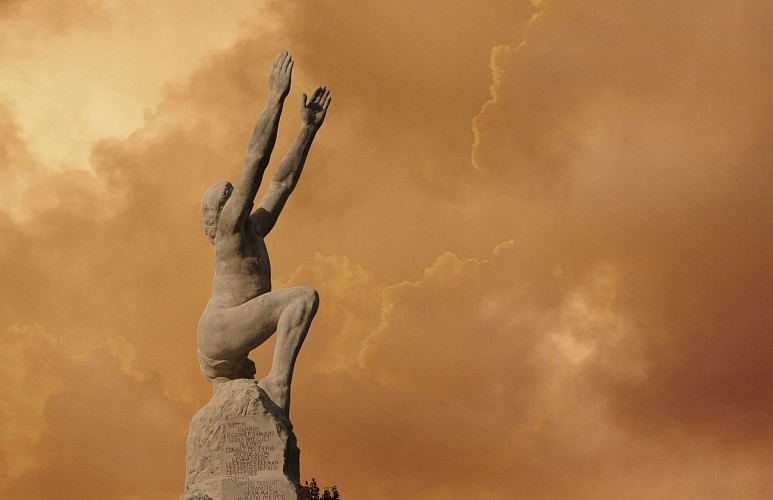 Monument Wilbur Wright3 © Ville du Mans