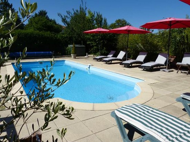 les-tuileries-de-chanteloup piscine (1)