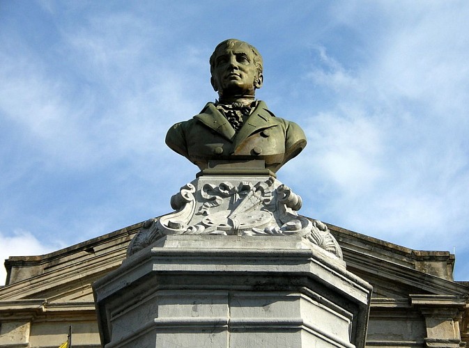 Buste de Pierre-Joseph Redouté