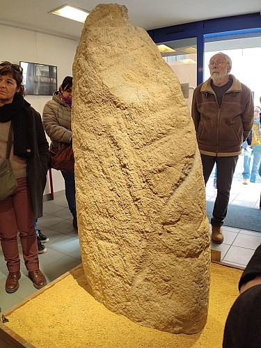 Statue menhir du Rech