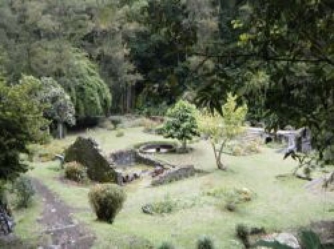 anciens thermes d'Hell-Bourg