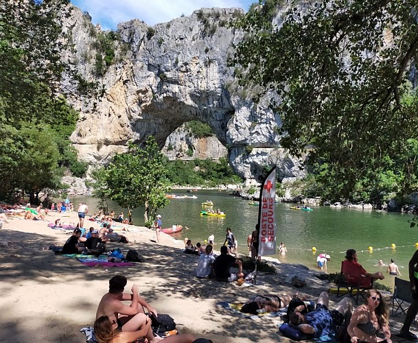 Beach at the Pont d'Arc