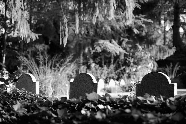 Saint-Symphorien military cemetery 