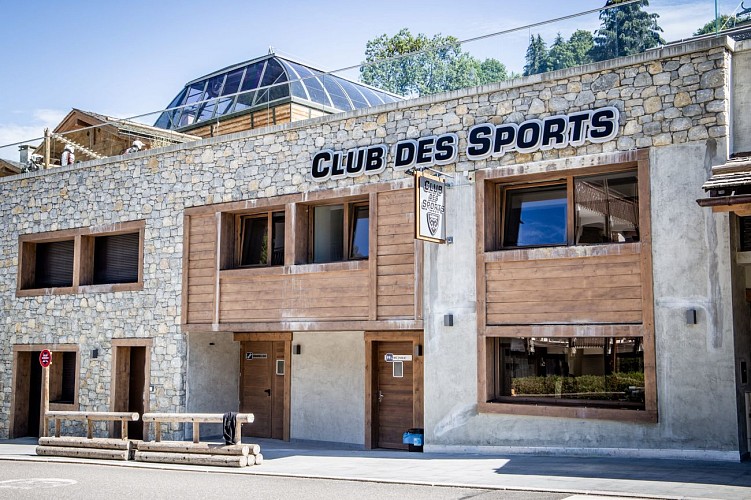 Sports Club